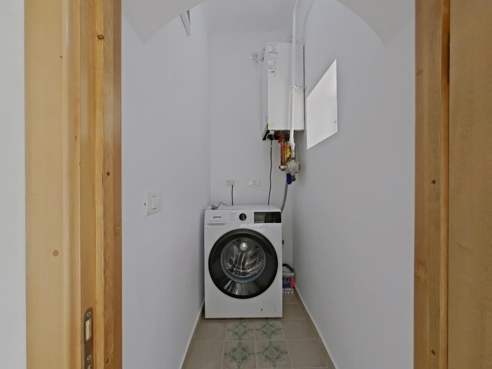 Închiriere apartament 2 camere, mobilat și utilat, Central Brasov