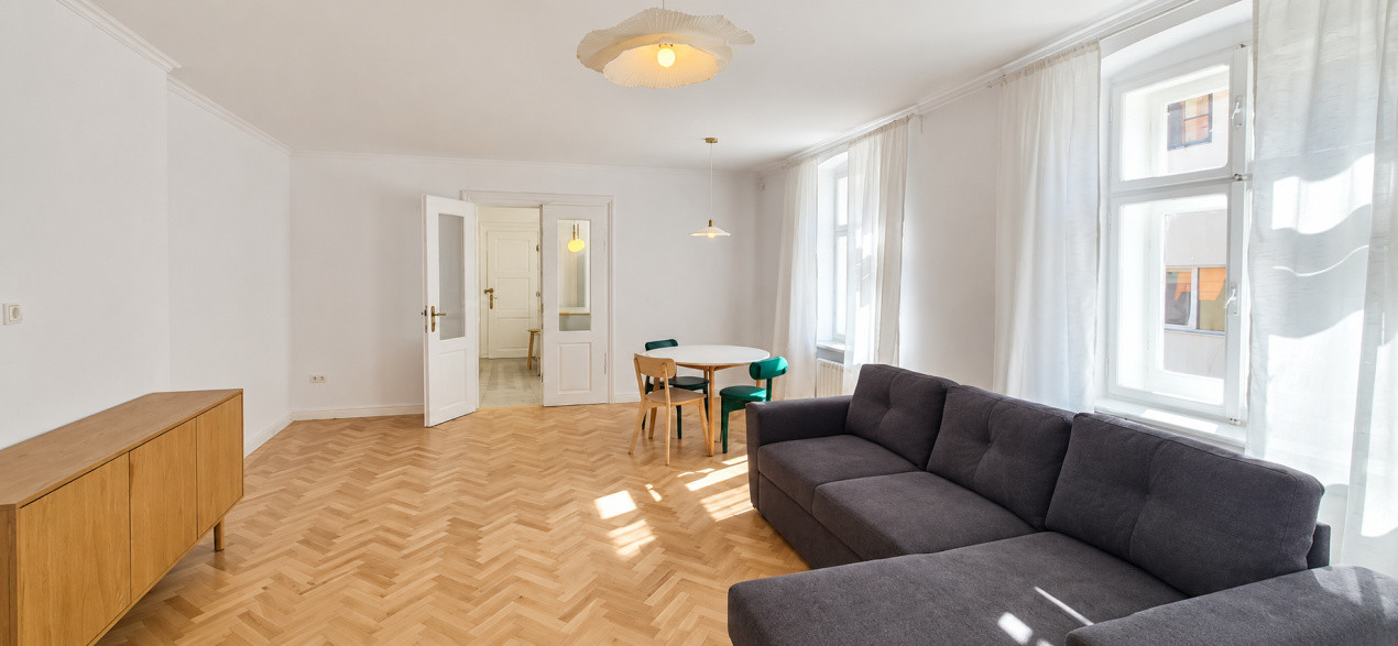 Închiriere apartament 2 camere, mobilat și utilat, Central Brasov