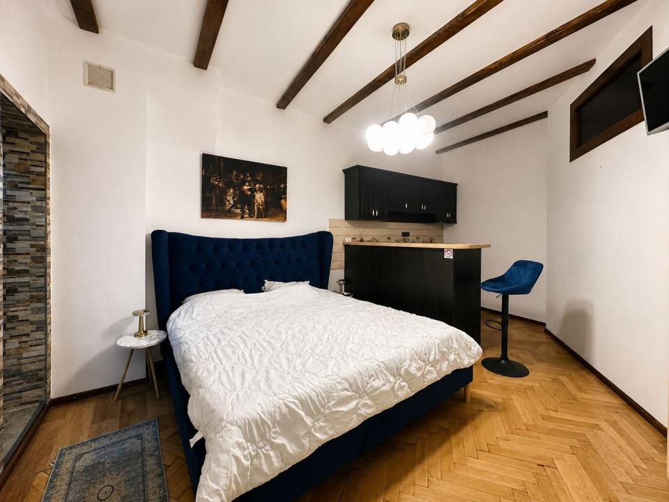 SPAȚIU CAZARE | 5 STUDIOURI | 140 MP | MOBILAT & UTILAT | CENTRUL ISTORIC