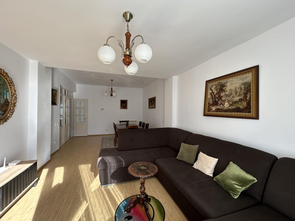 Apartament spațios de închiriat – 140 mp | Etaj 1 | Garaj & pivniță