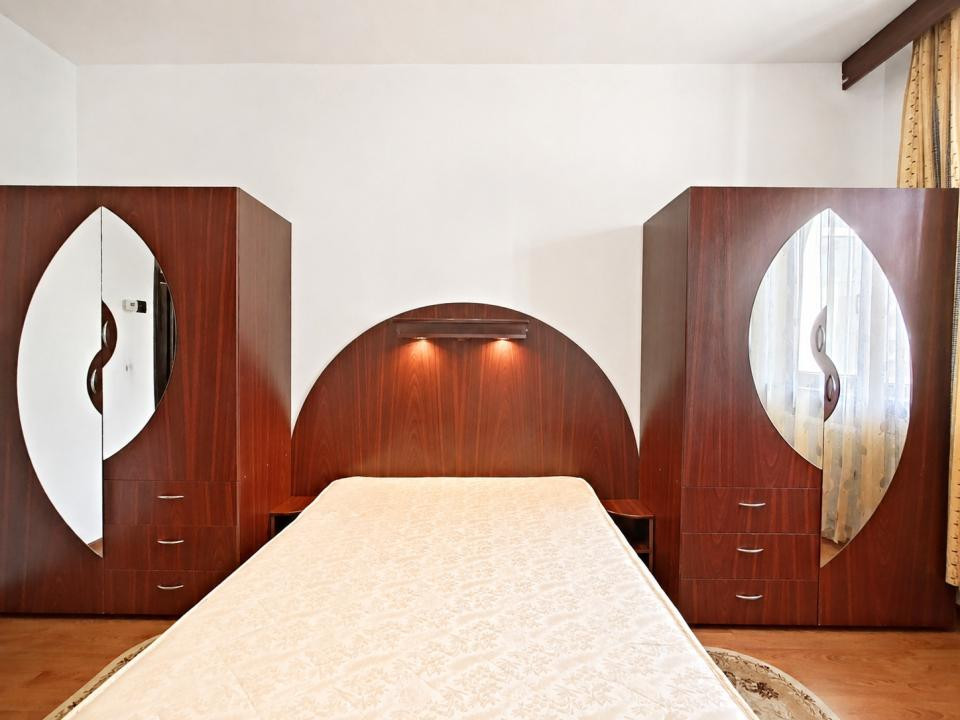 Vânzare apartament cu 2 camere, decomandat, mobilat și utilat - Bld. Griviței