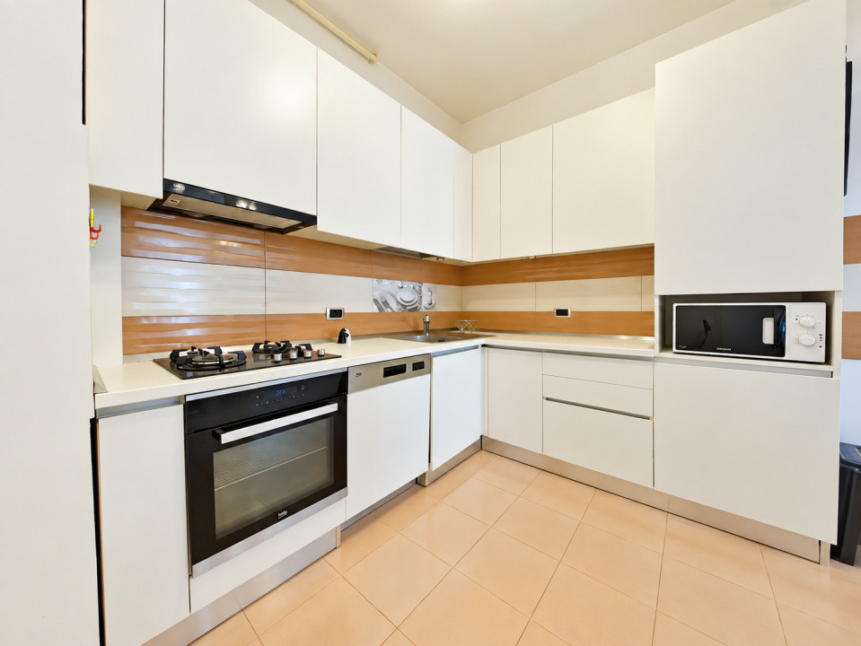 Închiriere apartament cu 3 camere, mobilat si utilat, Isaran, Tractorul