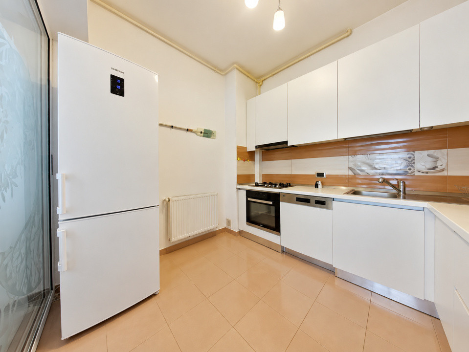 Închiriere apartament cu 3 camere, mobilat si utilat, Isaran, Tractorul