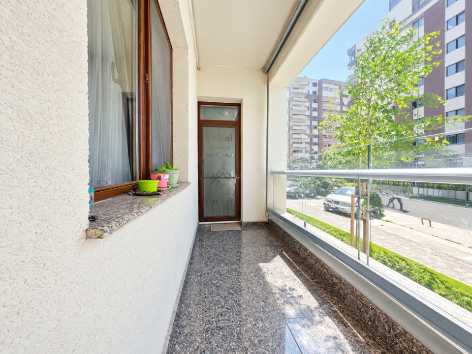 Închiriere apartament cu 3 camere, mobilat si utilat, Isaran, Tractorul