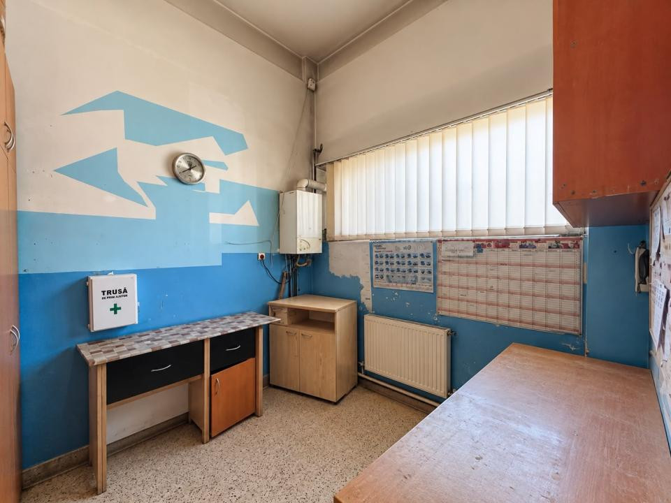 SPAȚIU COMERCIAL | 230 MP | SUPRAFAȚĂ VITRATĂ 30 ML | Tractorul
