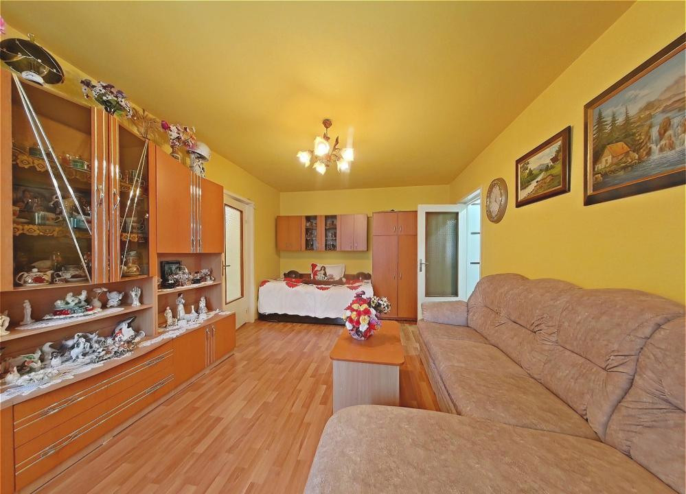 Apartament 2 camere, etajul 1 – Bulevardul Saturn nr. 41, Brașov