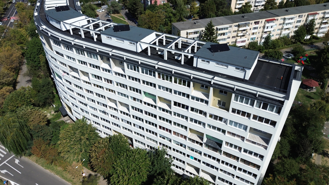 Vanzare apartament 2 camere, etajul 1 – Bulevardul Saturn nr. 41, Brașov