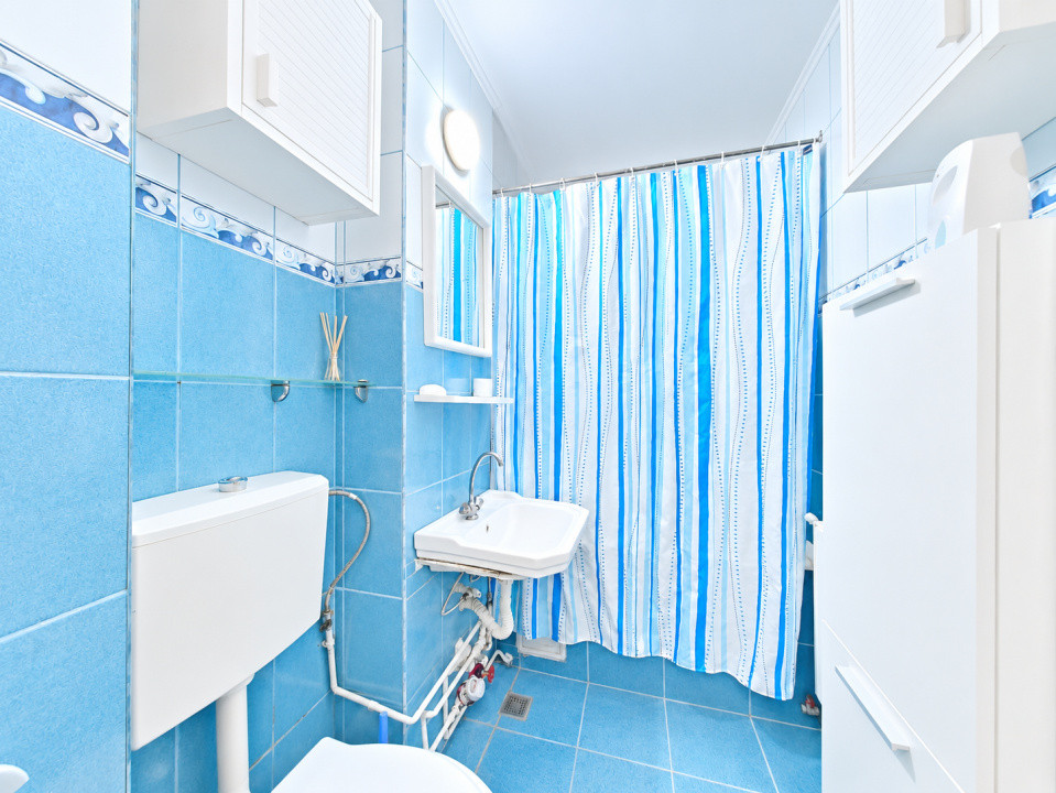 Vanzare apartament 2 camere, etajul 1 – Bulevardul Saturn nr. 41, Brașov