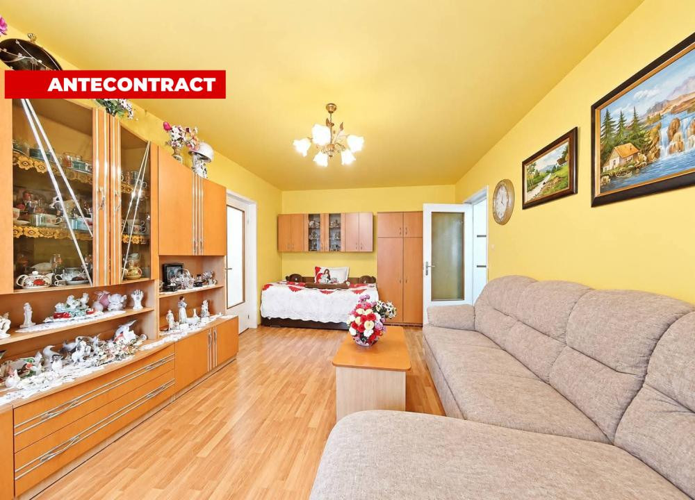Vanzare apartament 2 camere, etajul 1 – Bulevardul Saturn nr. 41, Brașov
