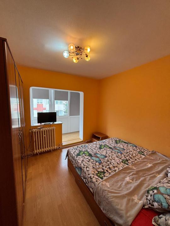 Apartament 3 camere de inchiriat in Valea Aurie
