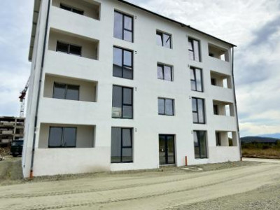 Apartament 2 camere si balcon Selimbar