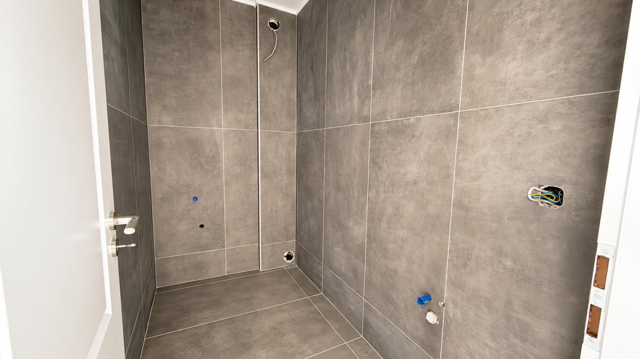 Apartament cu 3 camere și 2 băi, plus balcon