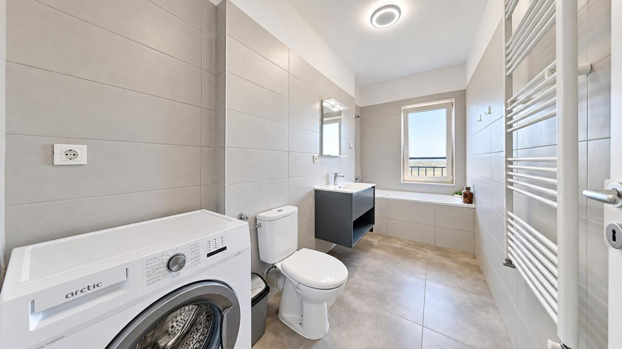 Apartament 3 camere, Modern, Parcare subterana, chiar langa Mall Coresi.