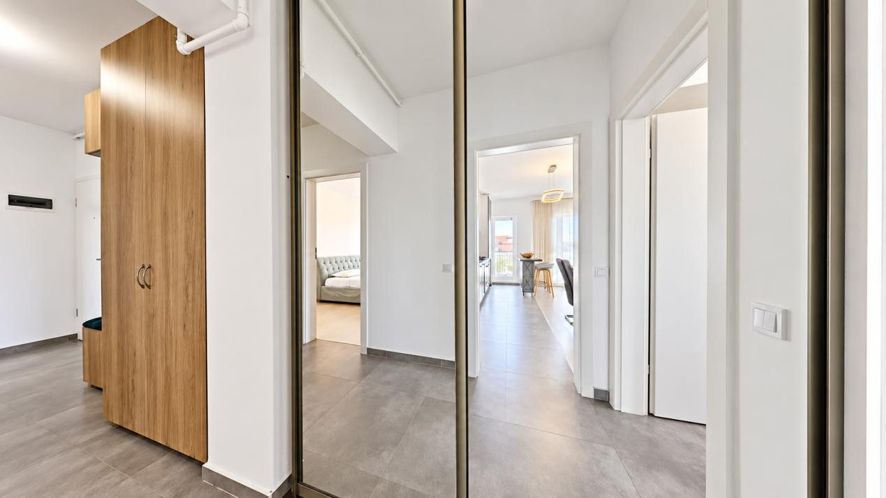 Apartament 3 camere, Modern, Parcare subterana, chiar langa Mall Coresi.