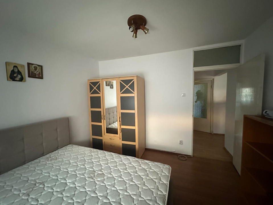 Apartament 2 camere decomandat, mobilat, etaj 4 