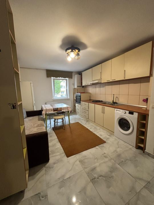 Apartament spațios cu 2 camere de închiriat – zona Strada Siretului