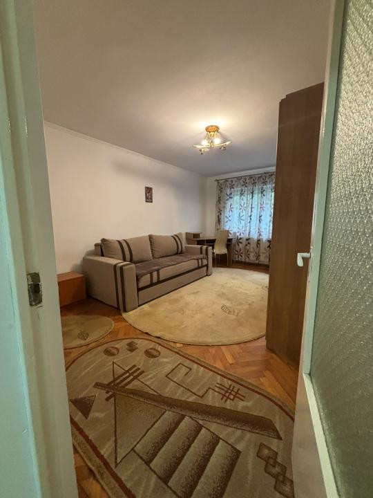 Apartament spațios cu 2 camere de închiriat – zona Strada Siretului