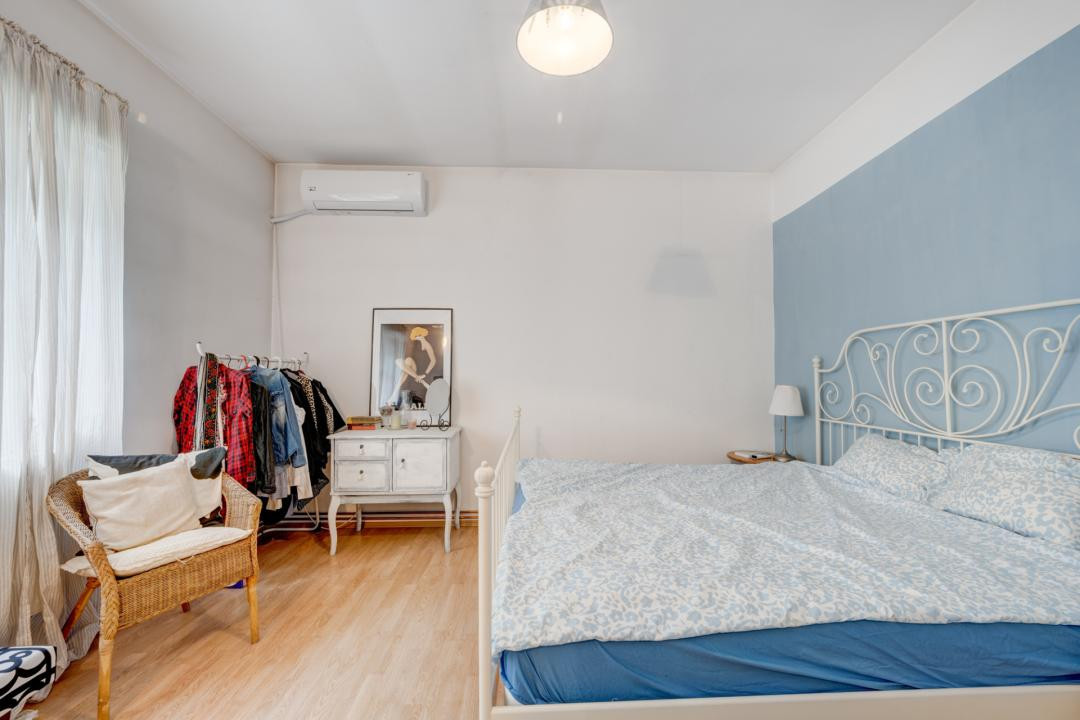 Comision 0% - Vilă 5 camere, 4 dormitoare, teren 282mp in Sector 1