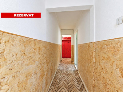 REZERVAT - Vânzare apartament cu 3 camere, decomandat - strada Codrul Cosminului