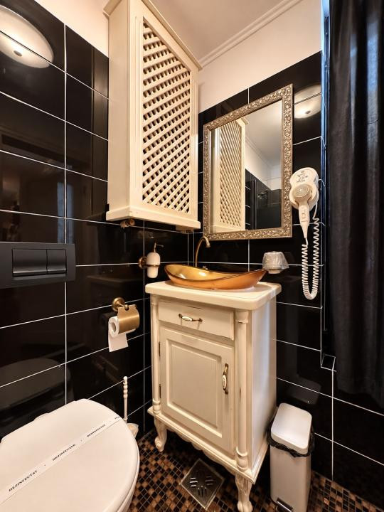 APARTAMENT | 80 MP | CURTE & TERASĂ | CENTRUL ISTORIC