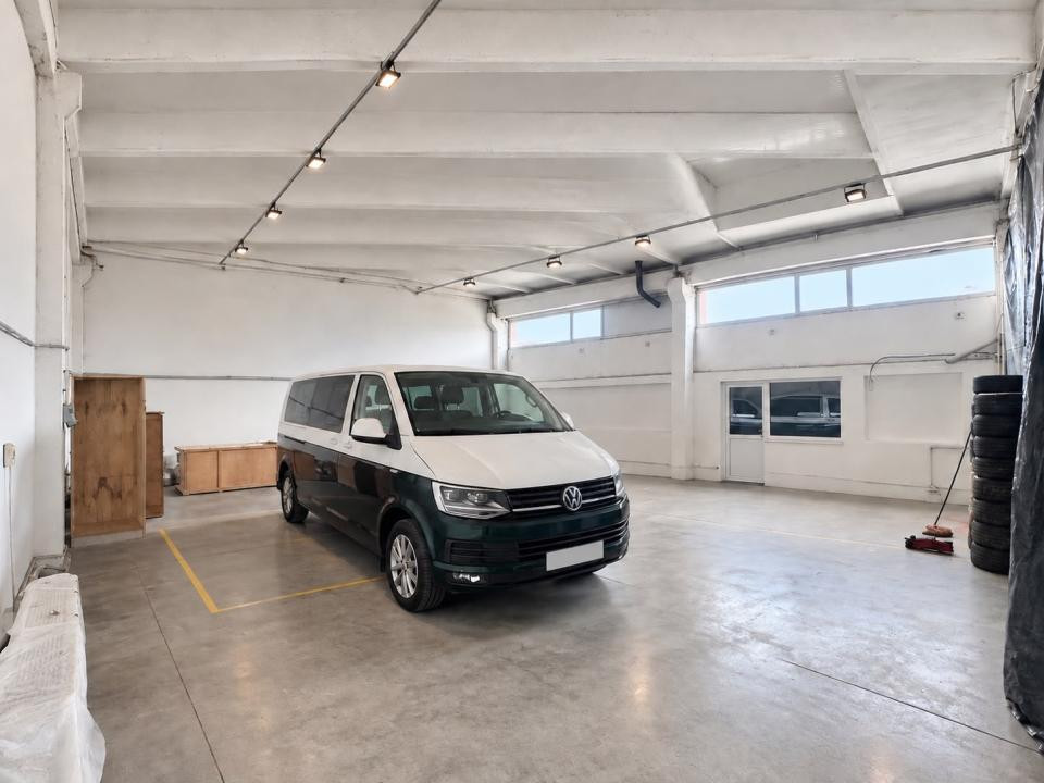 HALĂ | 200 MP | PRETABIL SERVICE AUTO | UZINA 2