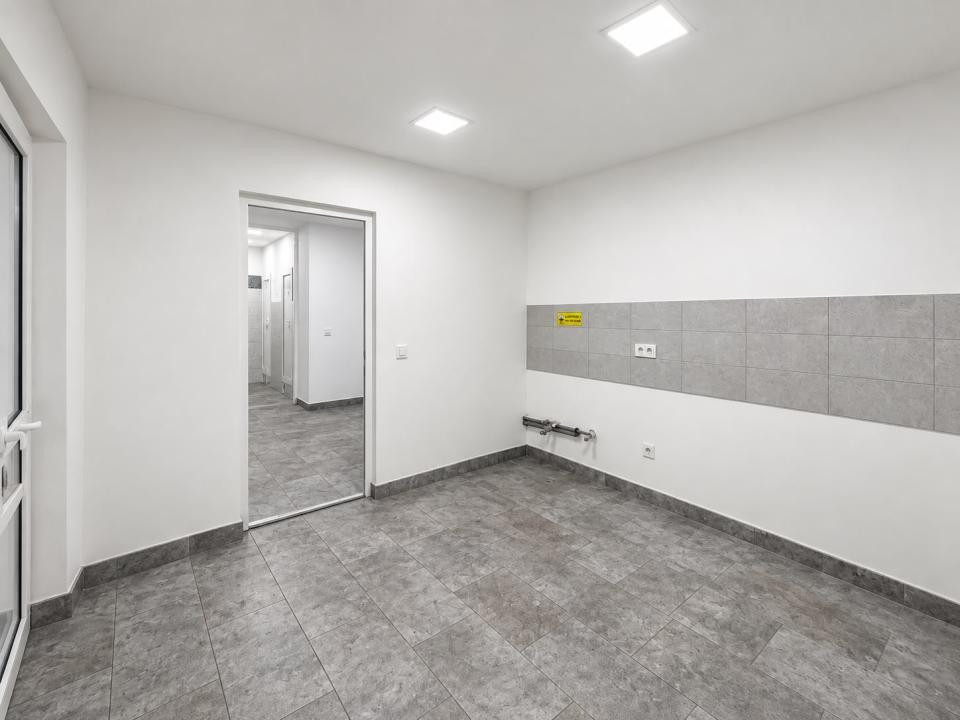 HALĂ | 200 MP | PRETABIL SERVICE AUTO | UZINA 2