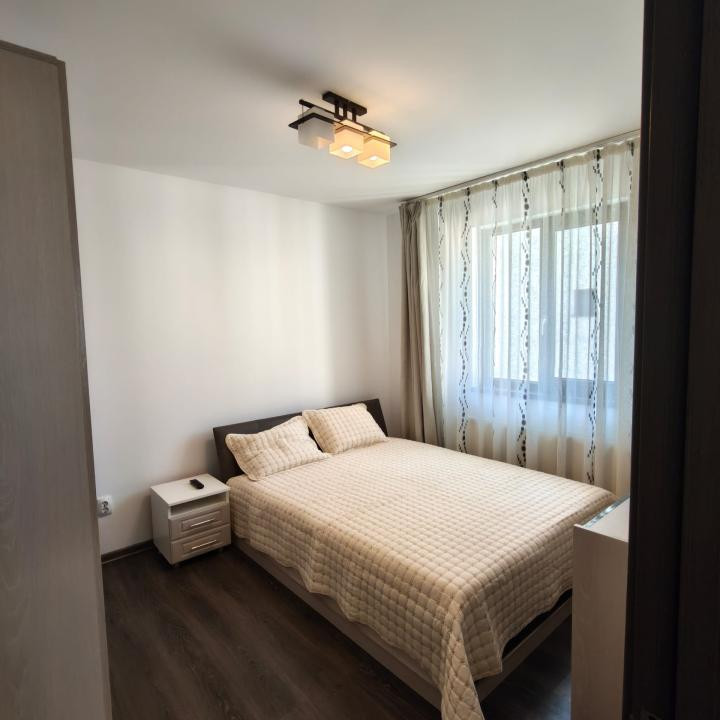 Apartament de inchiriat 3 camere mobilat