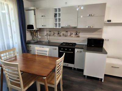 Apartament de inchiriat 3 camere mobilat