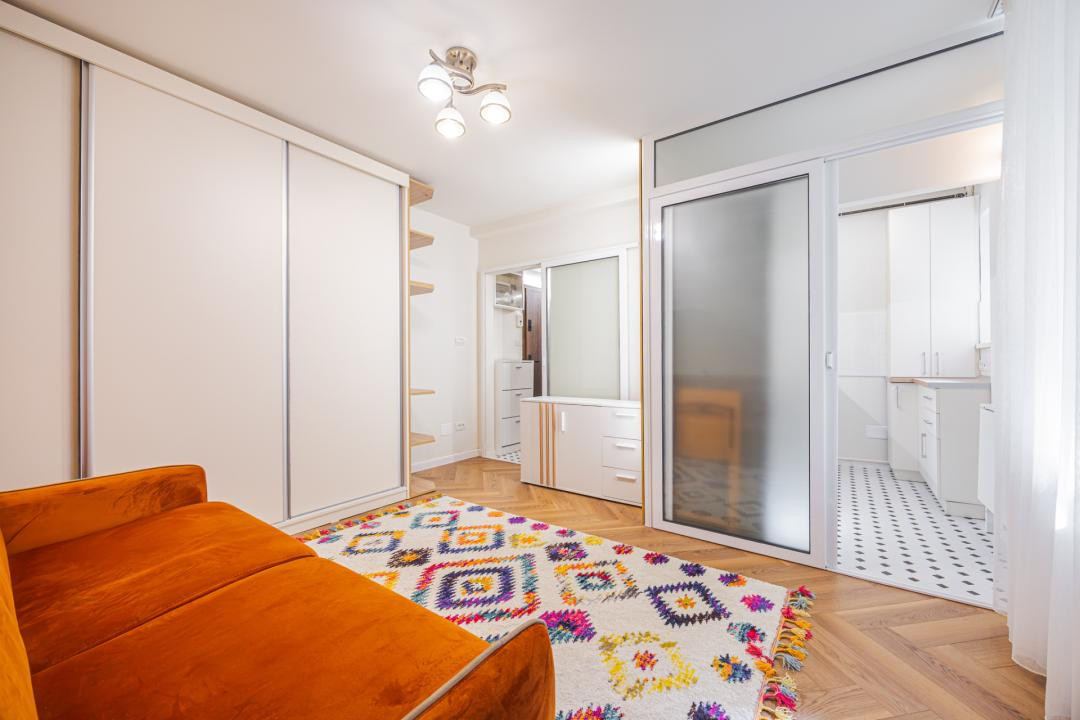 Garsoniera Premium de Vanzare - Avram Iancu / Renovata si mobilata complet