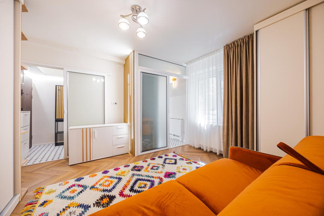 Garsoniera Premium de Vanzare - Avram Iancu / Renovata si mobilata complet