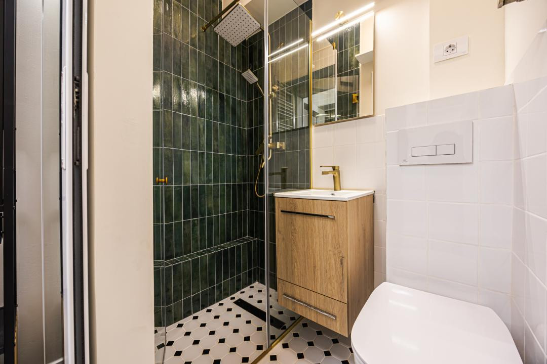 Garsoniera Premium de Vanzare - Avram Iancu / Renovata si mobilata complet