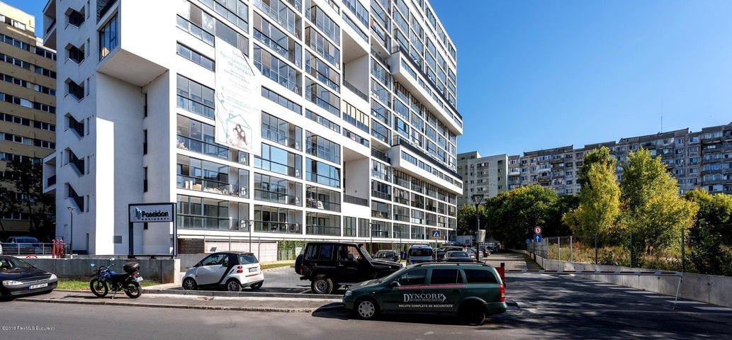 Garsoniera cu curte individuala in Poseidon Residence