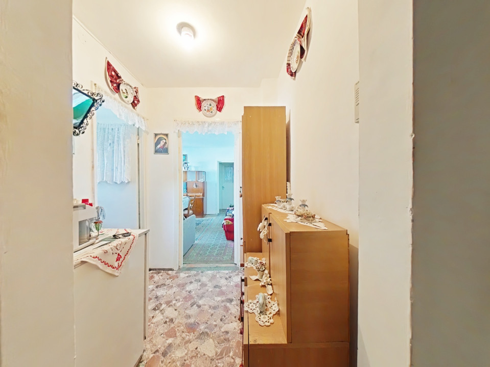 REZERVAT - Apartament cu 2 camere, Florilor - strada Lămâiței