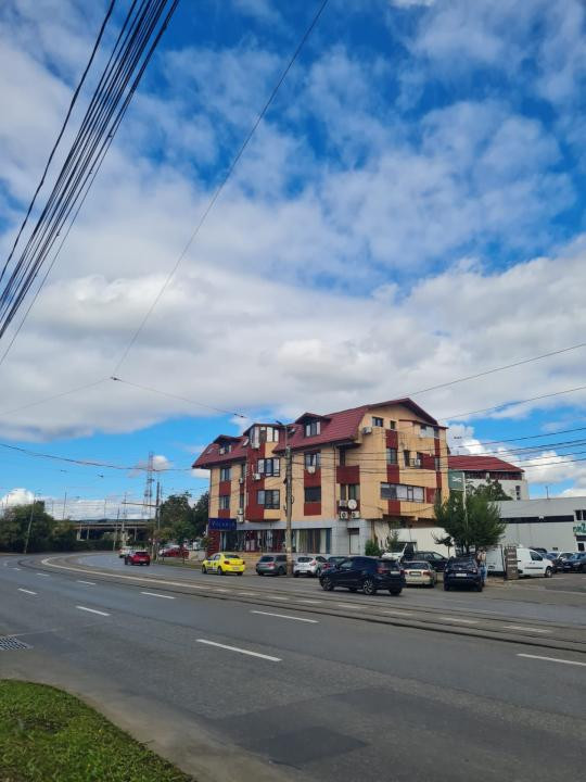 Apartament cu 2 camere decomandate pr str Silvestru-Gara Mare