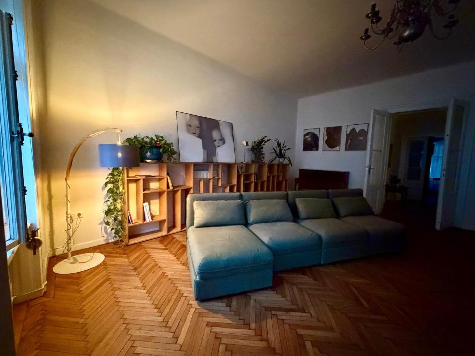 Apartament cu 4 camere și 4 băi de închiriat | Strada Avram Iancu Centru Istoric