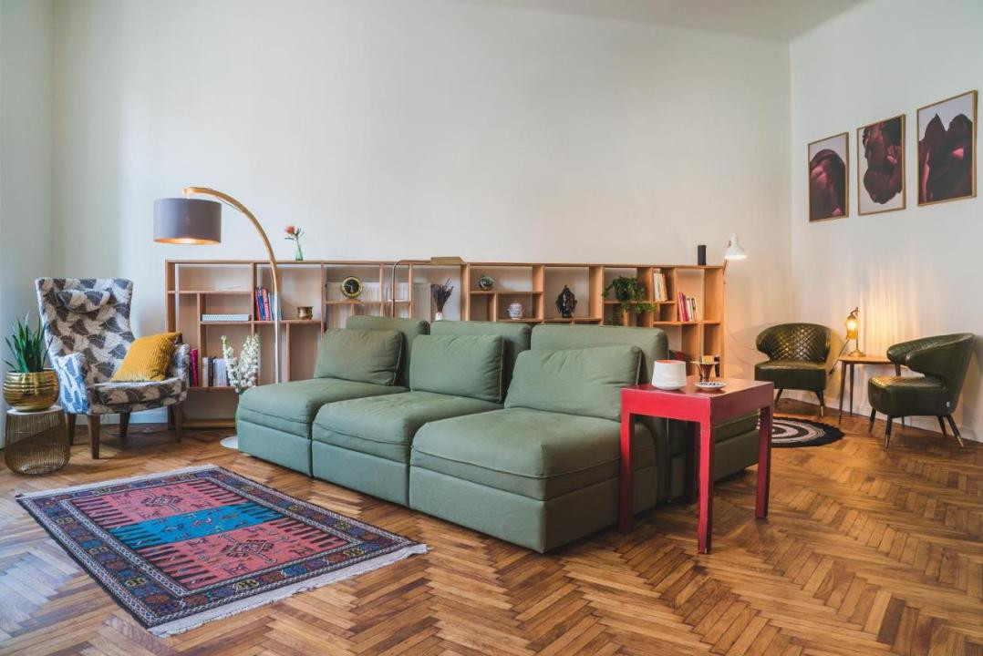 Apartament cu 4 camere și 4 băi de închiriat | Strada Avram Iancu Centru Istoric