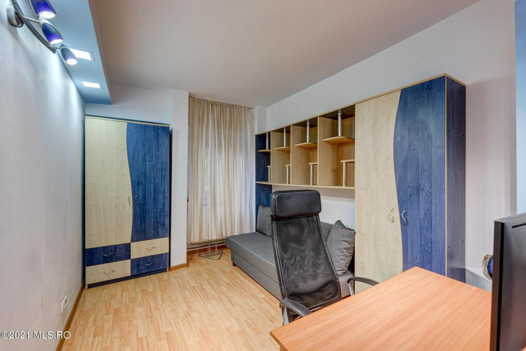 2 camere la pret de garsoniera in zona Lujerului