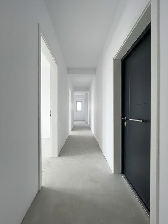 Apartament 3 camere decomandat 