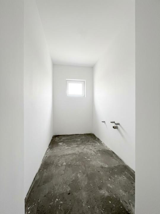Apartament 3 camere decomandat 