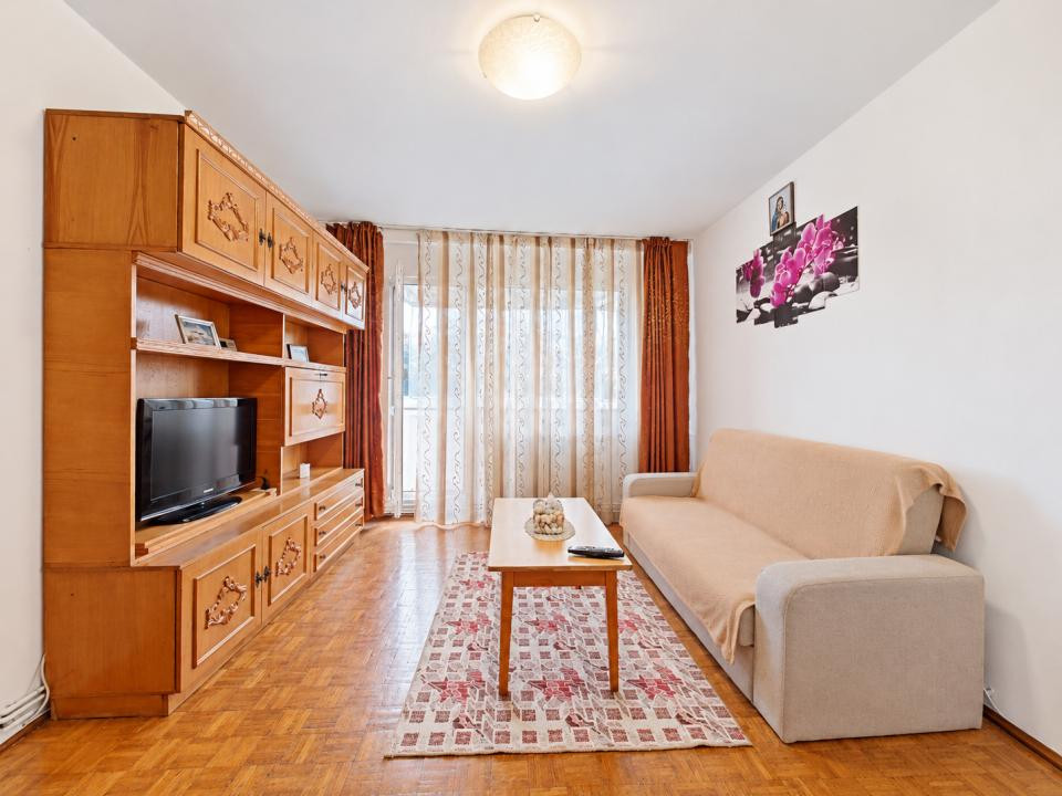 Închiriere apartament cu 2 camere, mobilat si utilat, zona Astra