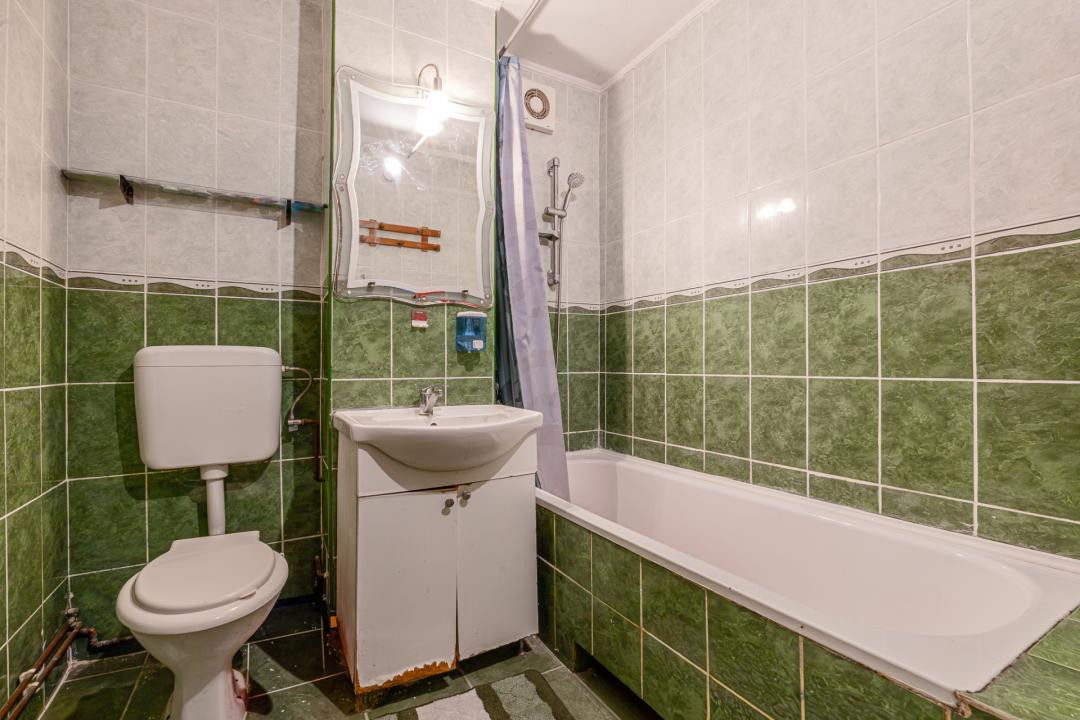 Vânzare apartament cu 3 camere, 80 mp, strada Vișinului – Zona Noua