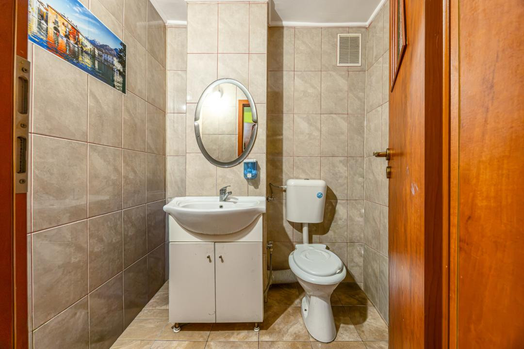 Vânzare apartament cu 3 camere, 80 mp, strada Vișinului – Zona Noua