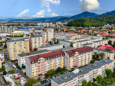 REZERVAT - Vânzare apartament cu 3 camere, 80 mp, strada Vișinului – Zona Noua
