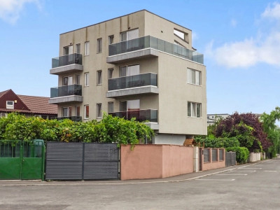 Mamaia-Sat/Pensiune cu 13 camere la cheie/Investiție/Venit imediat garantat 