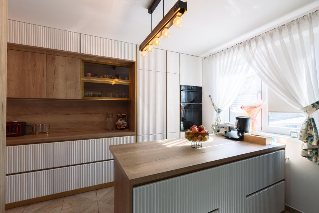 Casă individuală D+P+M, 209 mp utili, teren 485 mp, Șelimbăr