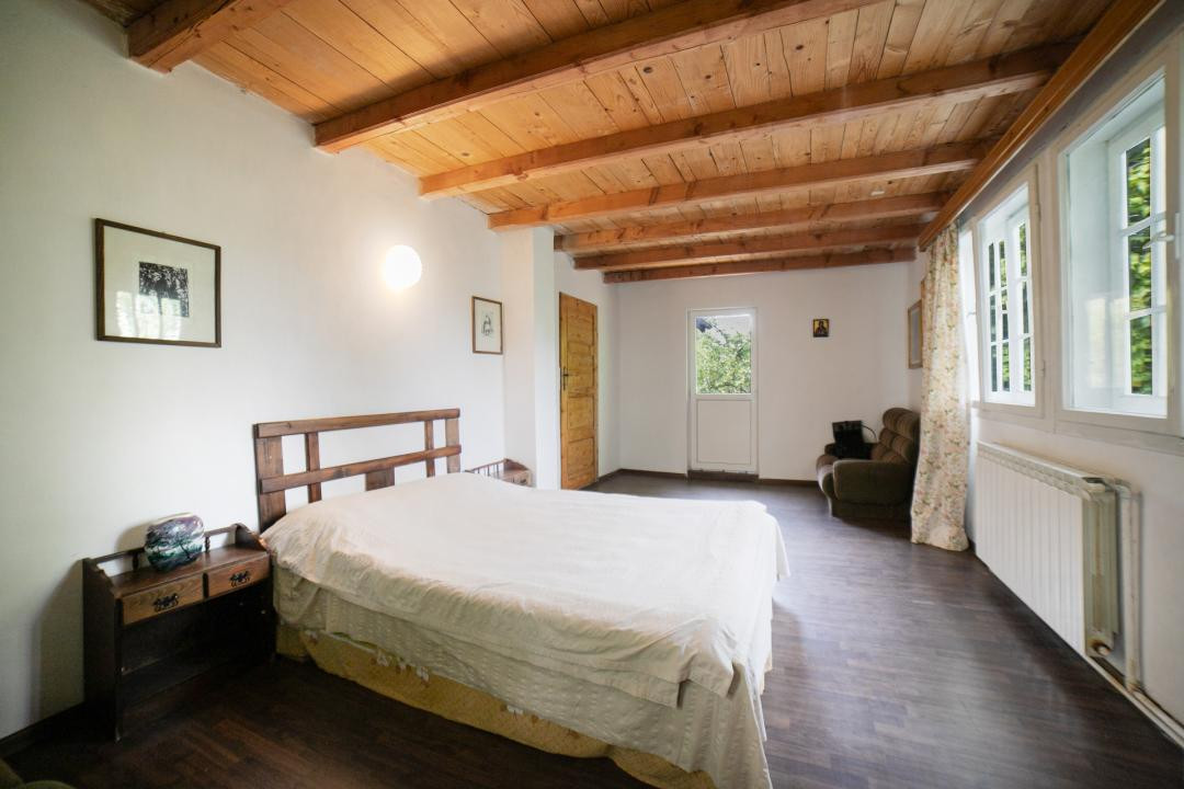 4 dormitoare, terasa acoperita, curte 1634 mp, Brebu, Prahova
