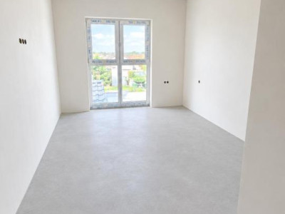 Apartament 2 camere, decomandat, cu gradina, Selimbar, bloc nou