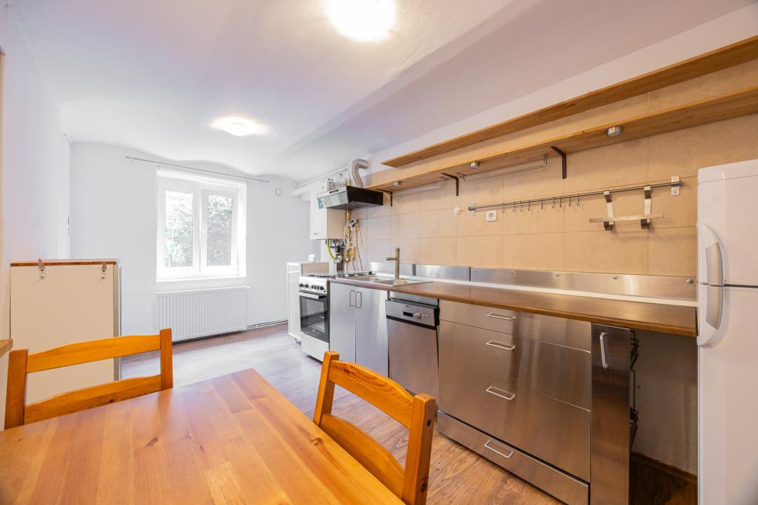Apartament in vila, 3 camere –  Centrul Vechi - Piata Unirii 