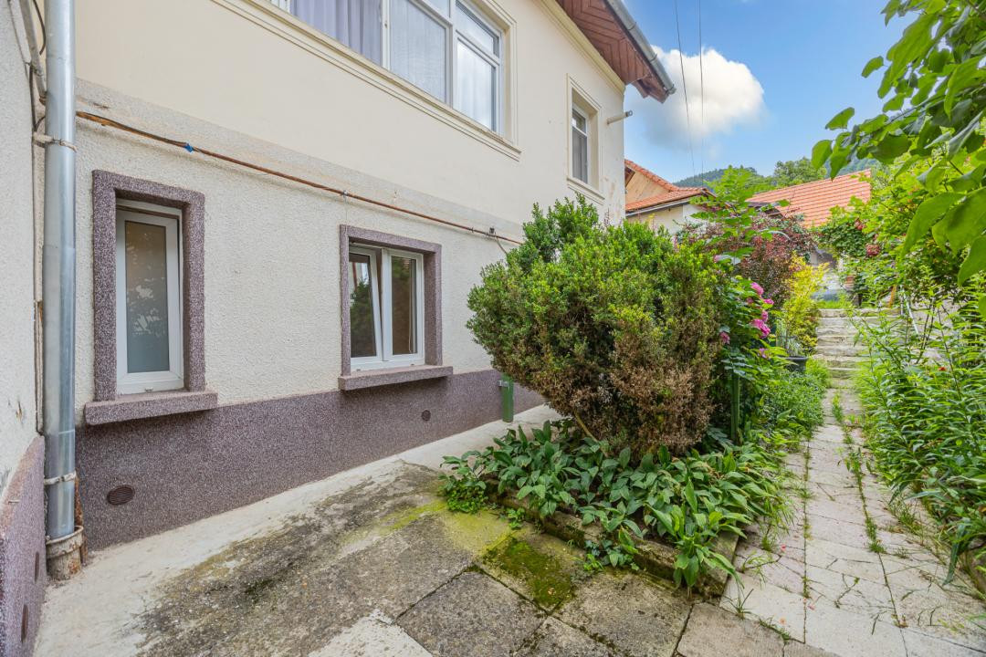 Apartament in vila, 3 camere –  Centrul Vechi - Piata Unirii 