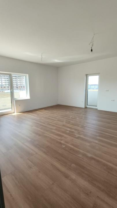 Apartament 3 camere, decomandat, Doamna Stanca Selimbar